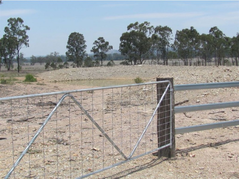 5 Back Creek Rd, Karara QLD 4352
