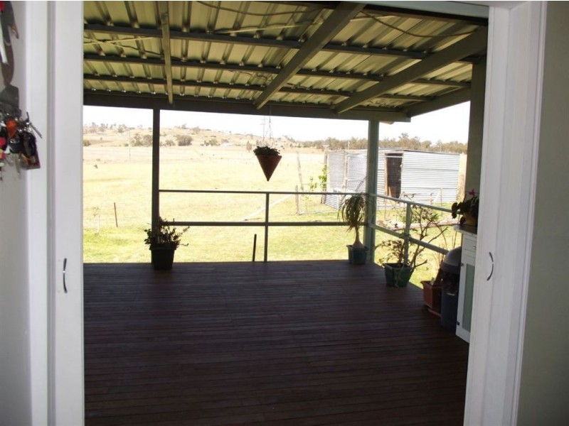 46 East St, Warwick QLD 4370
