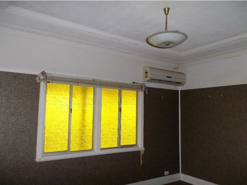 36 Canning St, Leyburn QLD 4365