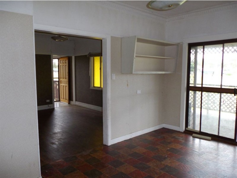 36 Canning St, Leyburn QLD 4365