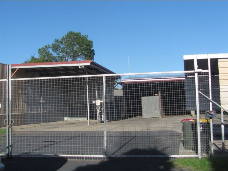 15 Oak Av., Warwick QLD 4370