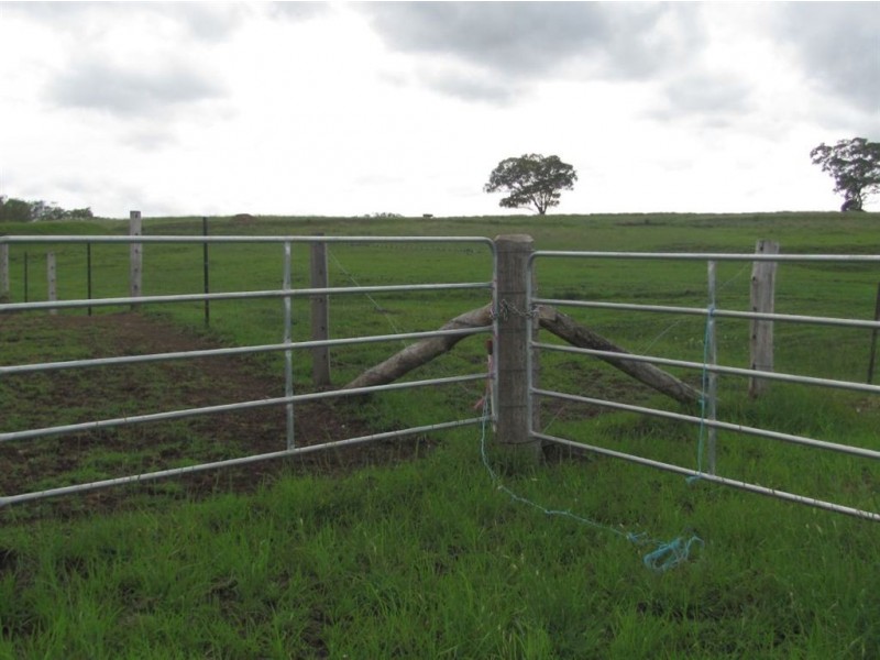 54 Hentschel Rd, Mount Marshall QLD 4362