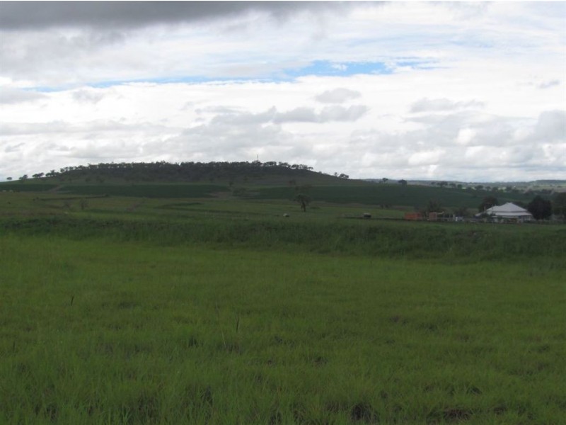 54 Hentschel Rd, Mount Marshall QLD 4362