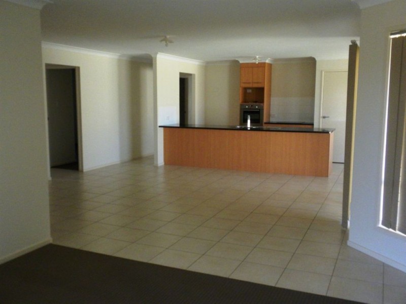 199 Ogilvie Rd, Warwick QLD 4370