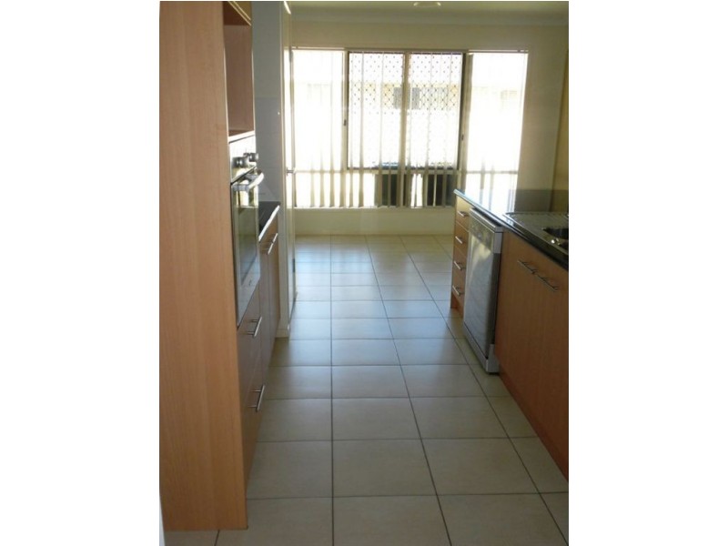 199 Ogilvie Rd, Warwick QLD 4370