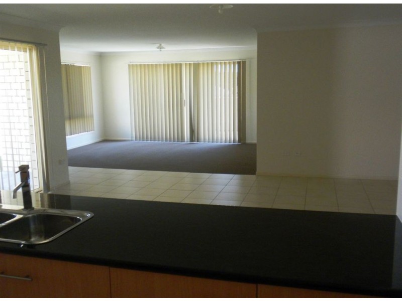 199 Ogilvie Rd, Warwick QLD 4370