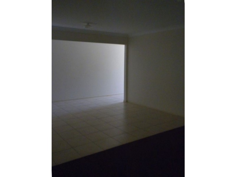 199 Ogilvie Rd, Warwick QLD 4370