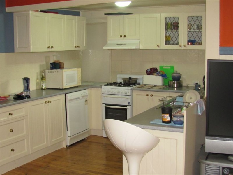 93 Horsman Rd, Warwick QLD 4370