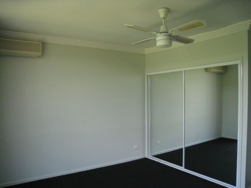 256 East St, Warwick QLD 4370