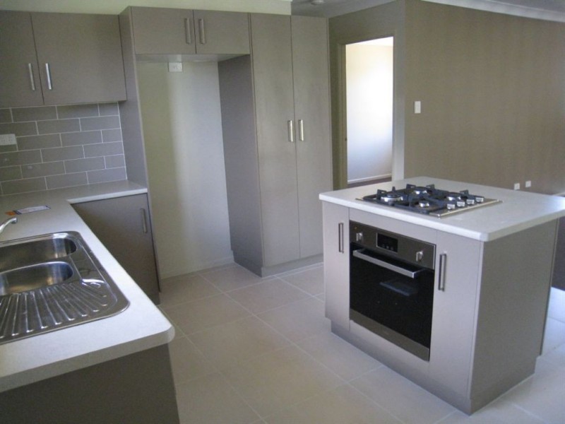 258 East St, Warwick QLD 4370