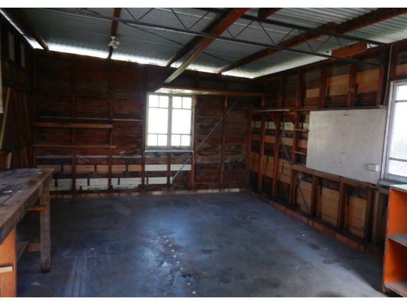 23 Myrtle Ave, Warwick QLD 4370