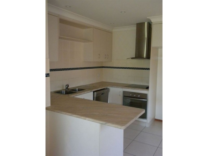 1/27 Myall Ave, Warwick QLD 4370