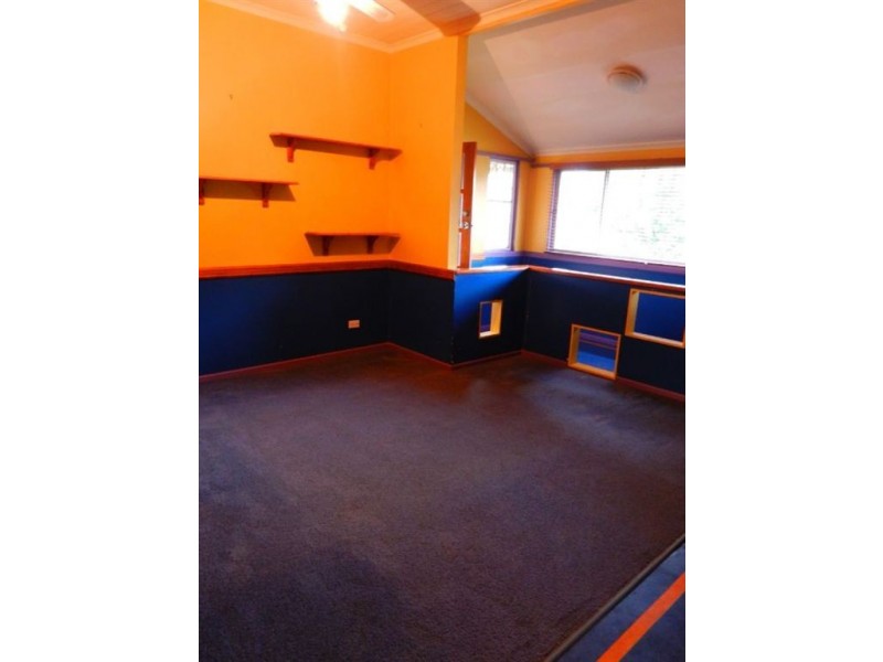 21 Myrtle Ave, Warwick QLD 4370