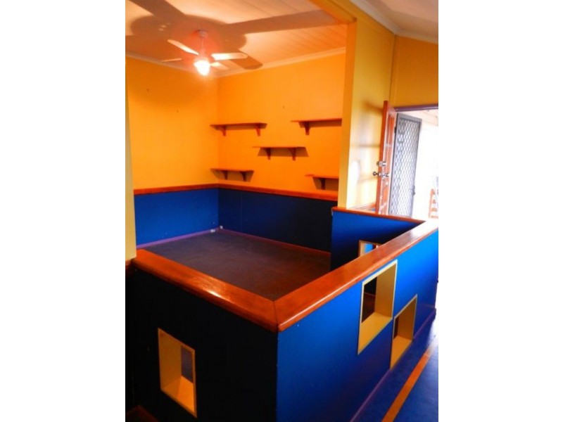 21 Myrtle Ave, Warwick QLD 4370