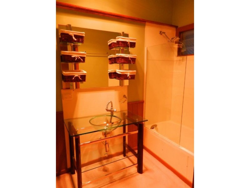 21 Myrtle Ave, Warwick QLD 4370