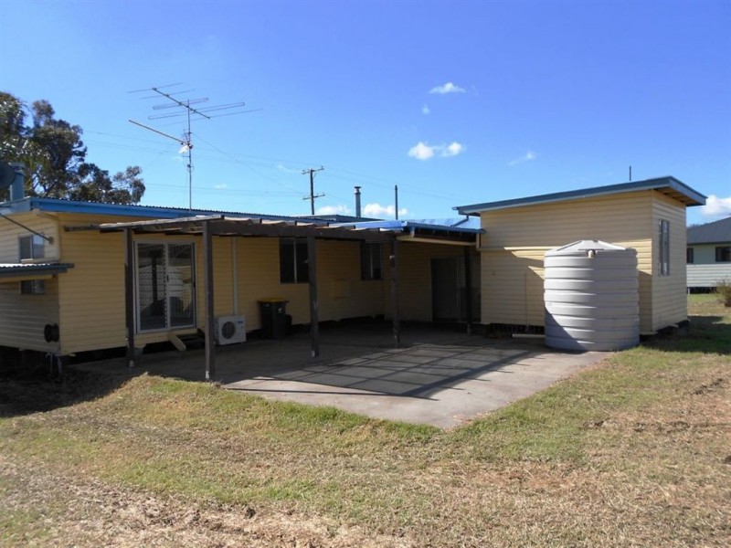 46-48 Acacia St, Killarney QLD 4373