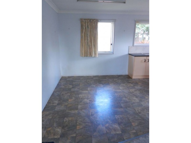 2/7 Wattle Ave, Warwick QLD 4370