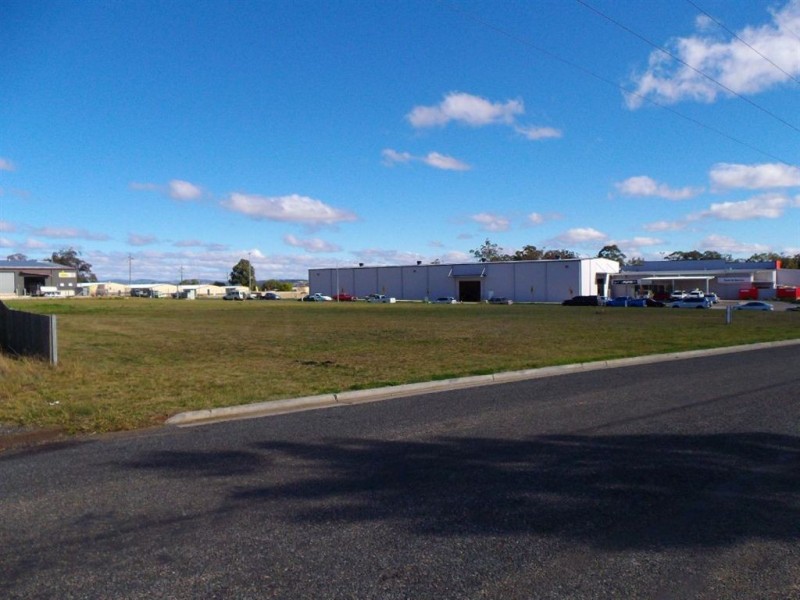 2-4 Betta Place, Warwick QLD 4370