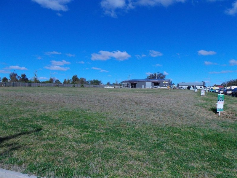 2-4 Betta Place, Warwick QLD 4370