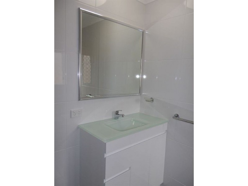 5 & 6/30 Horsman, Warwick QLD 4370