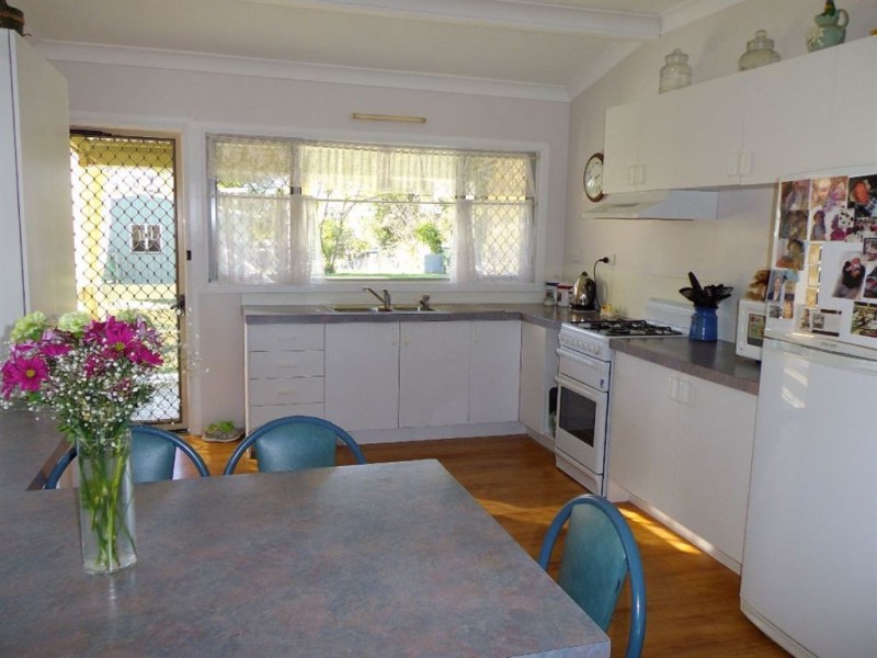 3 Chermside Drive, Warwick QLD 4370