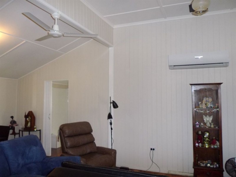 7 Short St, Warwick QLD 4370