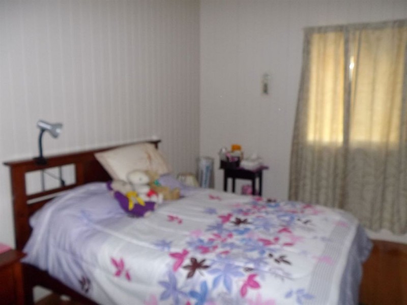 7 Short St, Warwick QLD 4370