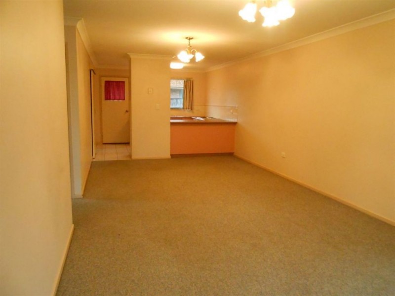 2/2 Hollins Court, Warwick QLD 4370