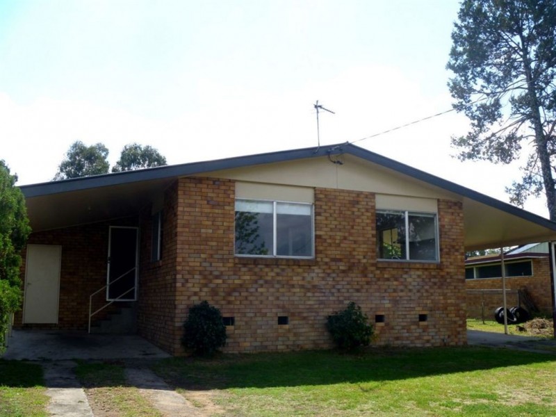 23 Gilbert Crescent, Warwick QLD 4370