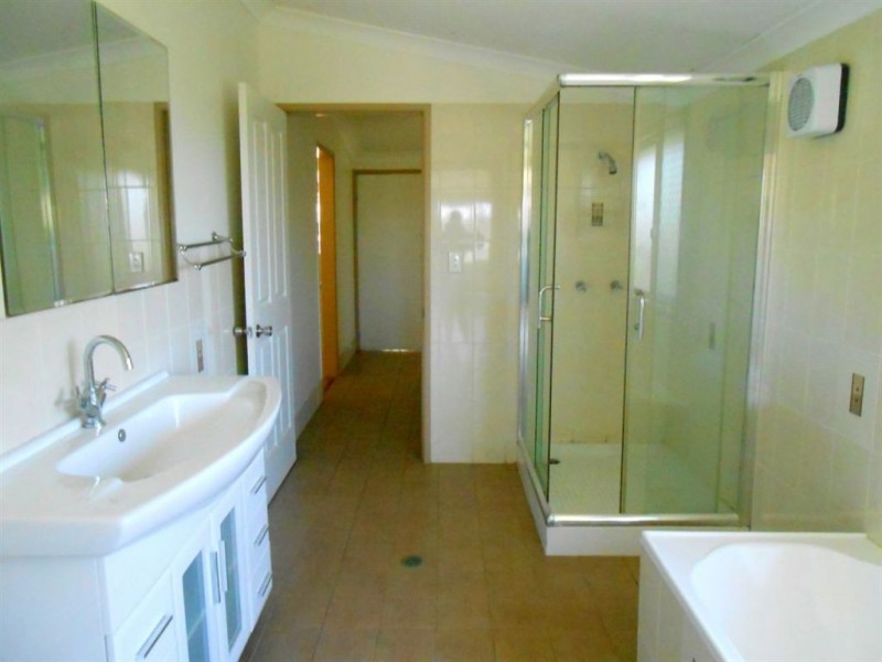 160 Wood Street, Warwick QLD 4370