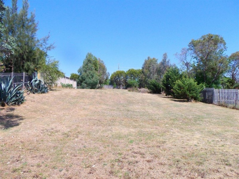 3 Ivory Ave, Warwick QLD 4370