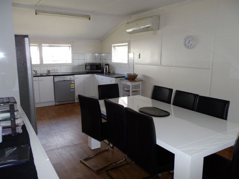 128 Horsman Rd, Warwick QLD 4370