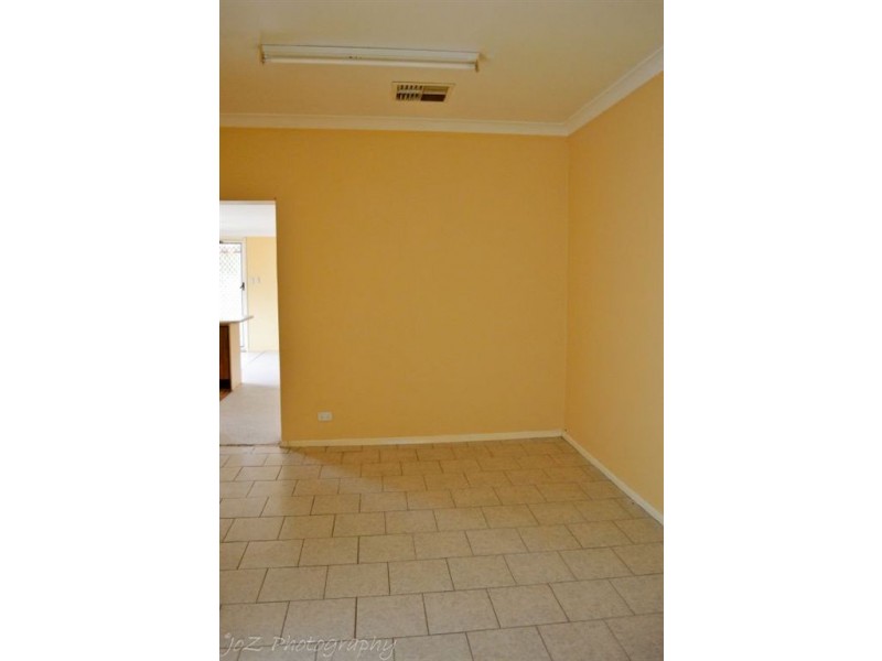 1/42 Glen Rd, Warwick QLD 4370