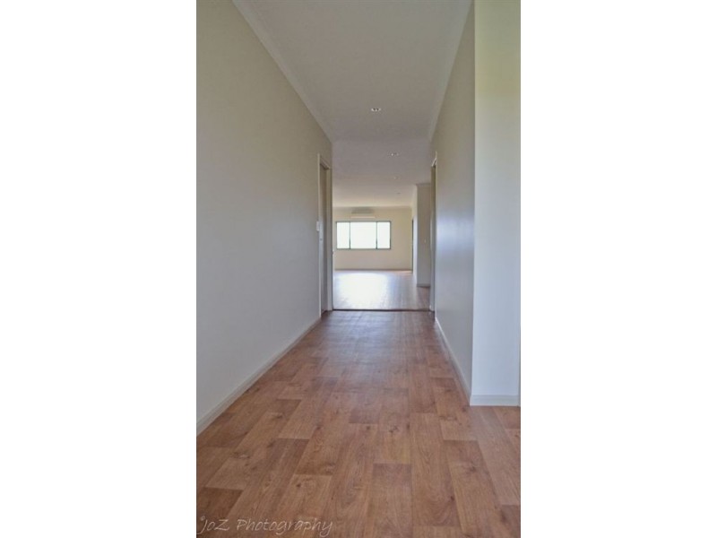 14 Lookout Pl, Warwick QLD 4370