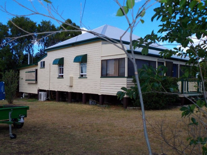 2 O’Brien St, Warwick QLD 4370