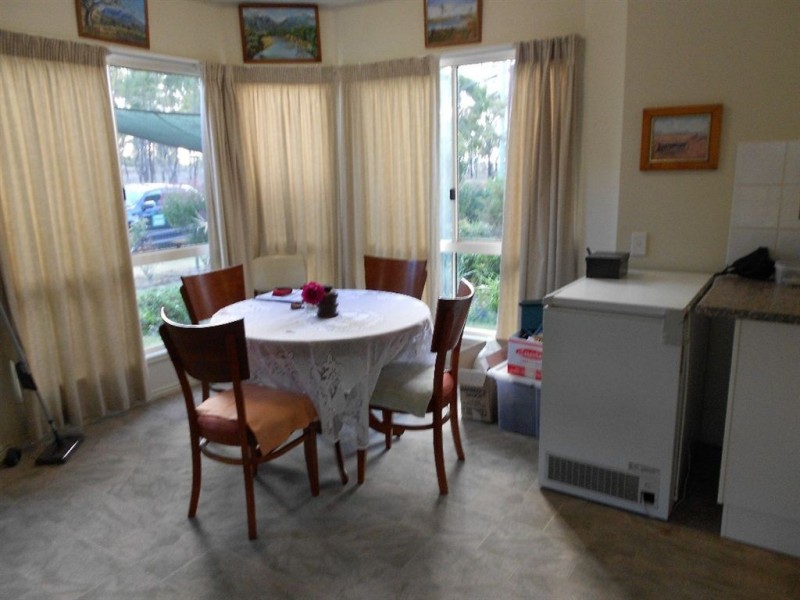 104 Maryvale Street, Hendon QLD 4362