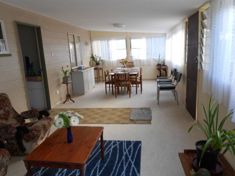 104 Maryvale Street, Hendon QLD 4362