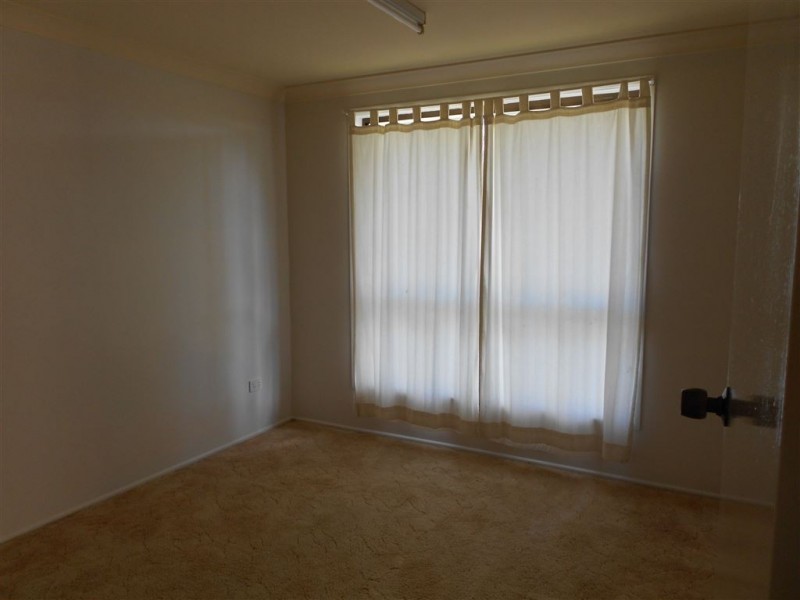1 Furness Crescent, Warwick QLD 4370