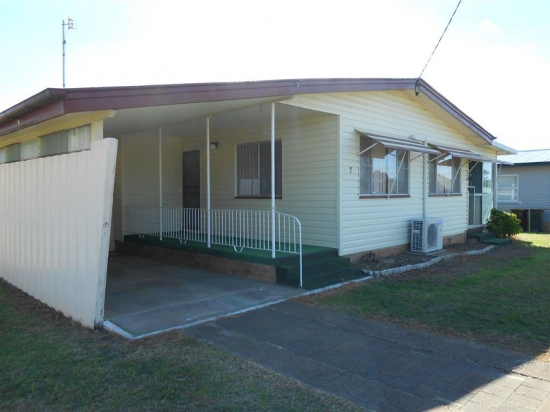 7 Stacey Street, Warwick QLD 4370