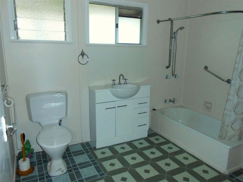 7 Stacey Street, Warwick QLD 4370