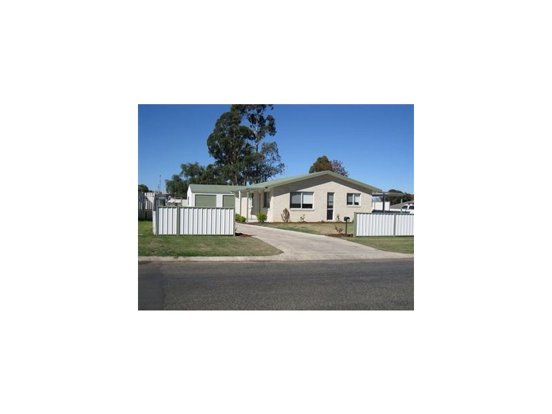 34 Devitt Street, Warwick QLD 4370
