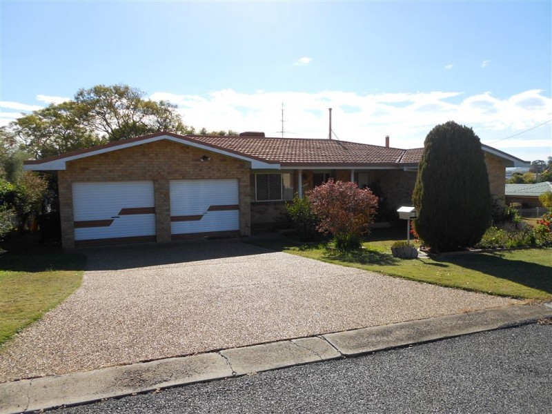 3 Wilkinson St, Warwick QLD 4370