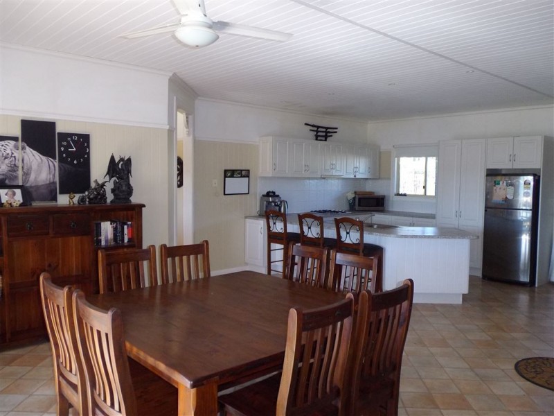 150 Weinholt St, Maryvale QLD 4370