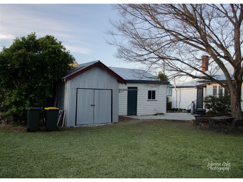 89 Albion St, Warwick QLD 4370
