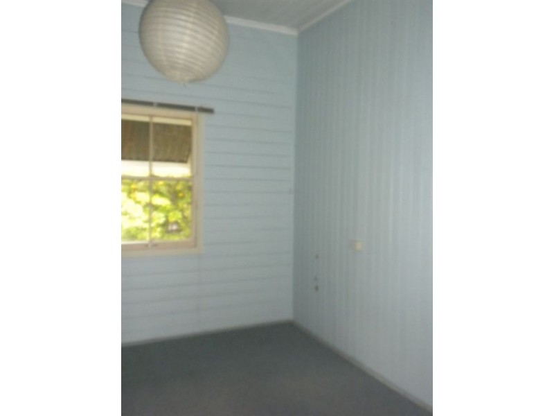 25 Myrtle Ave, Warwick QLD 4370