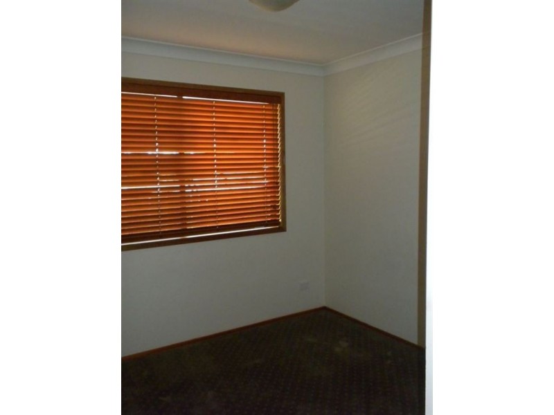 1/27A Myall Ave, Warwick QLD 4370