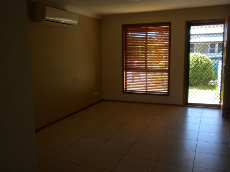 1/27A Myall Ave, Warwick QLD 4370