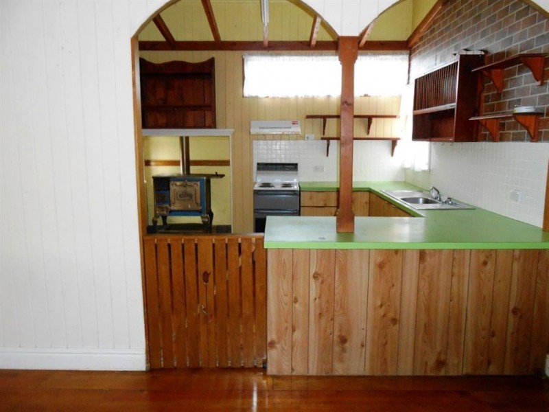 120 Pratten, Warwick QLD 4370