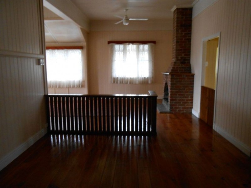 120 Pratten, Warwick QLD 4370