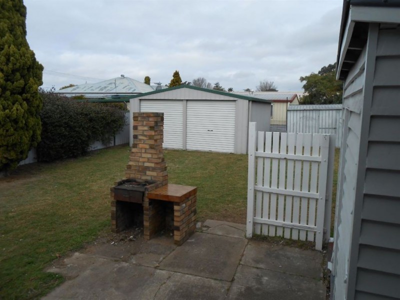 120 Pratten, Warwick QLD 4370